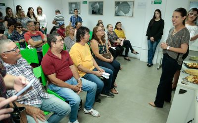 Prefeita Raquel Lyra entrega portarias a novos servidores aposentados e pensionistas